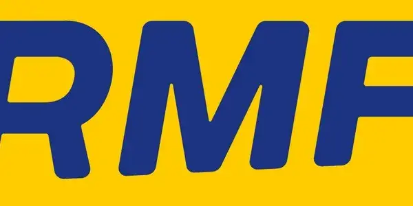 Co teraz leci na RMF FM? Sprawdź najnowsze utwory na żywo